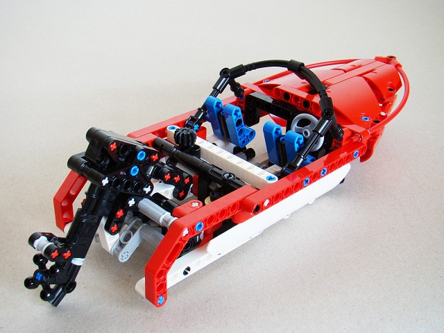 8068_model_2-8-motor_boat.jpg