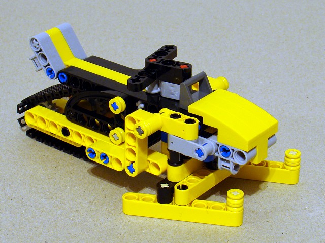 9391-1-1-snowmobile.jpg