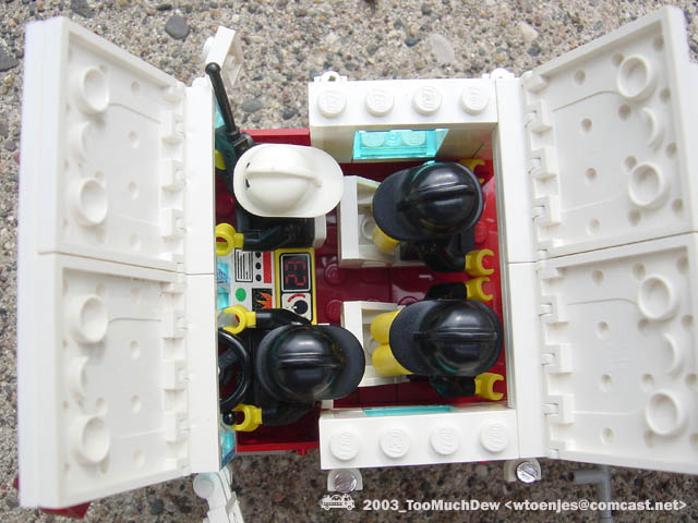 09-11-2003_engine_3-010.jpg