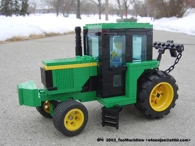 john_deere_tractor-001.jpg