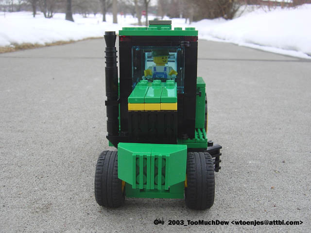 john_deere_tractor-003.jpg