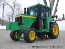 john_deere_tractor-002.jpg