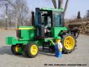 john_deere_tractor-010.jpg
