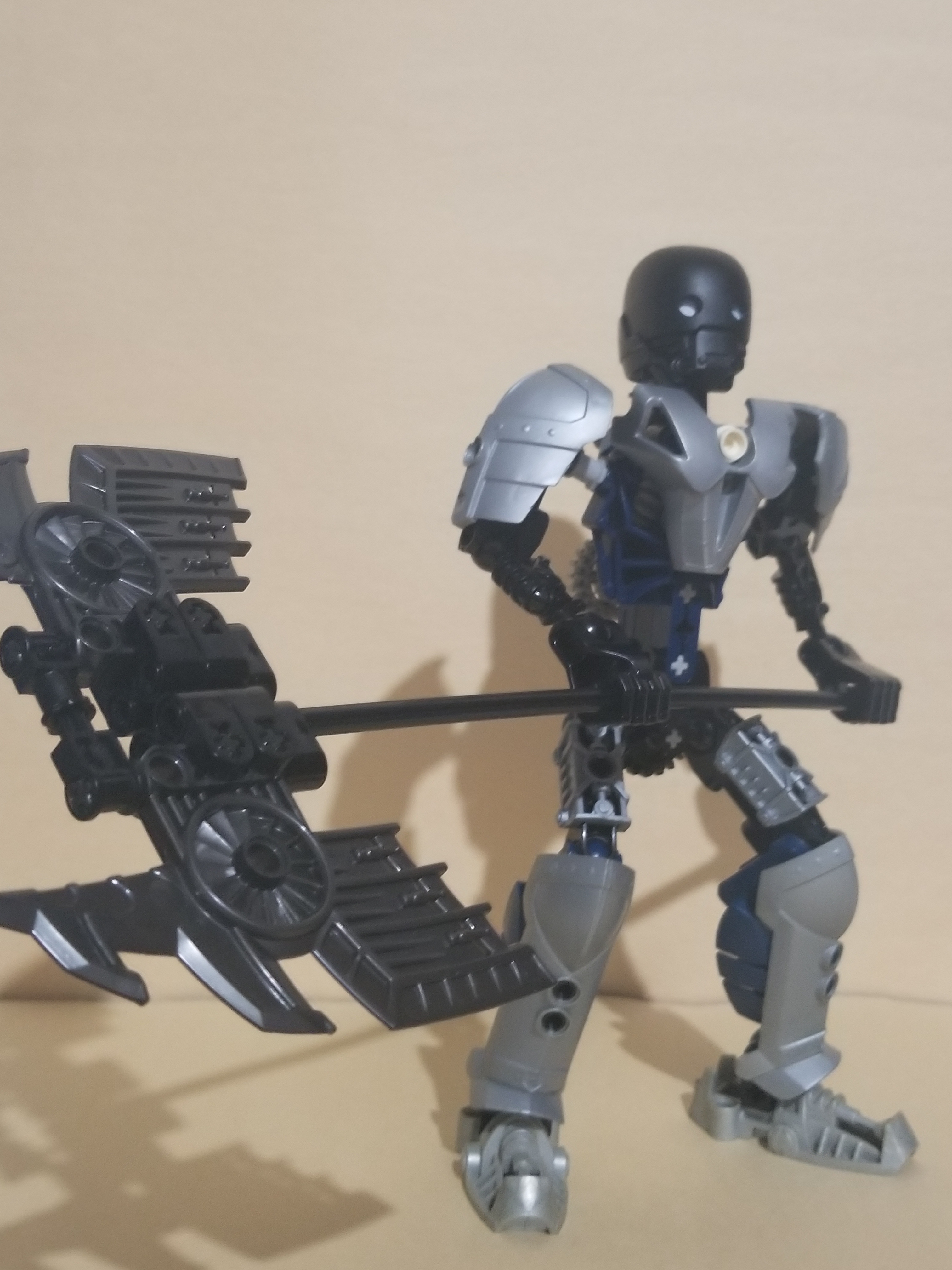 rolda_axe.jpg