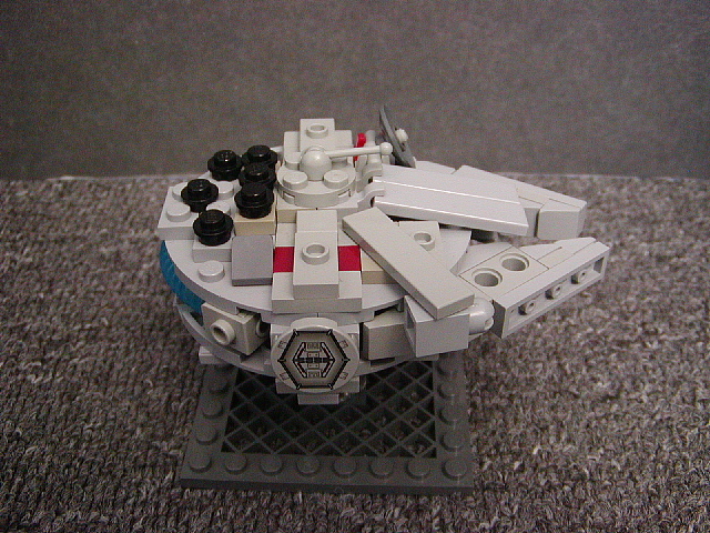 millennium_falcon_iv4.jpg