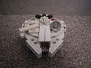 millennium_falcon_iv1.jpg
