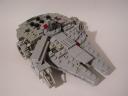 08-anh-millennium-falcon.jpg