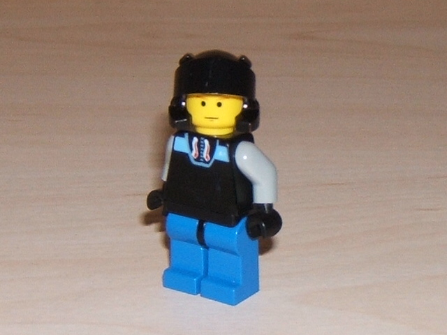 flight_deck_armory_crewman.jpg