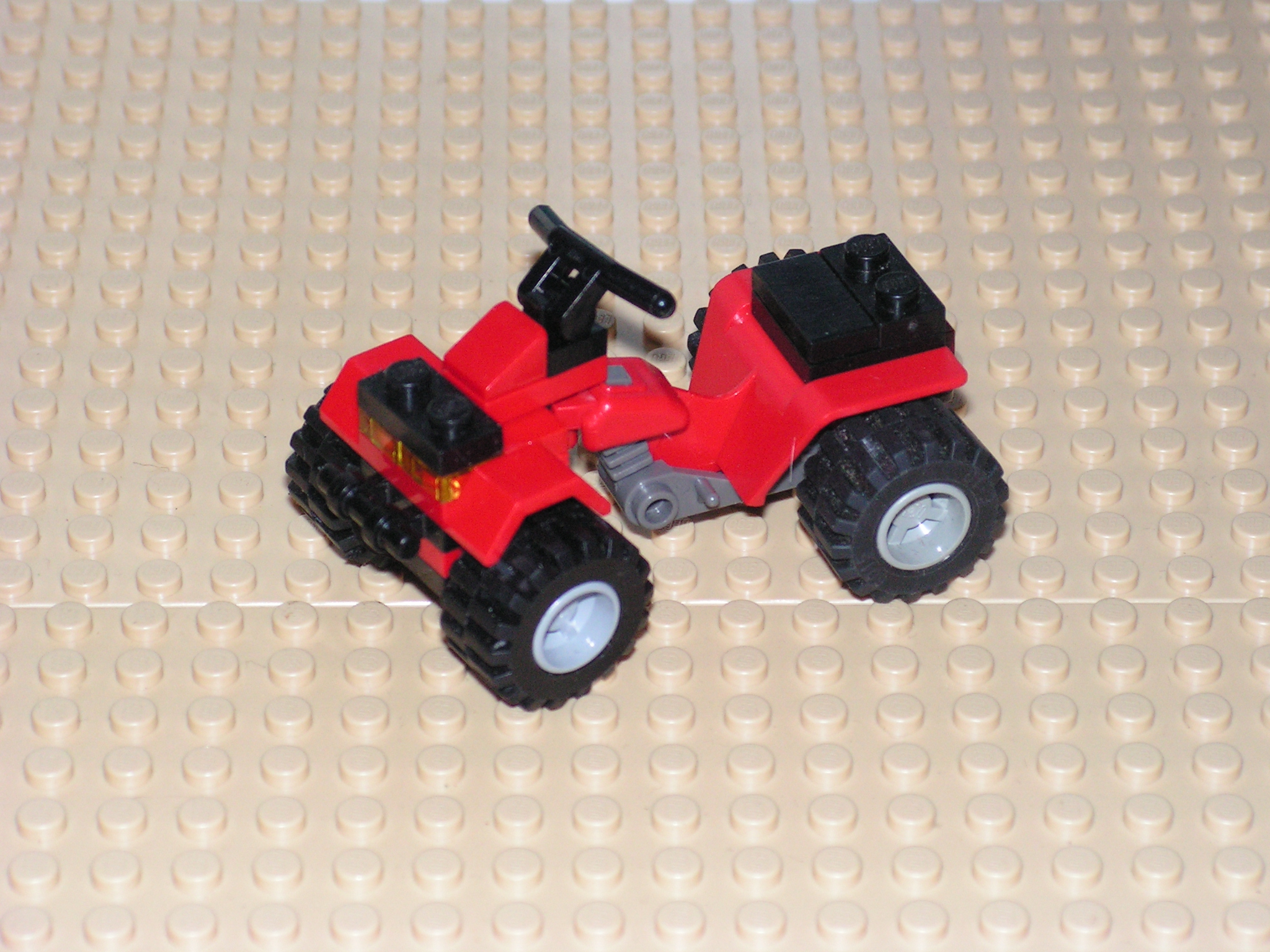 quad_002.jpg