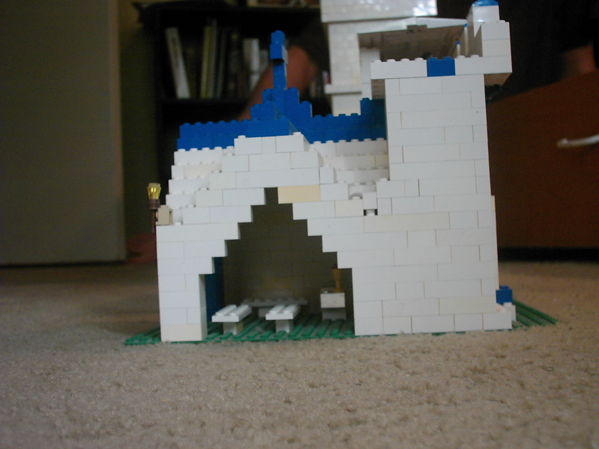 white-castle-detail-2.jpg