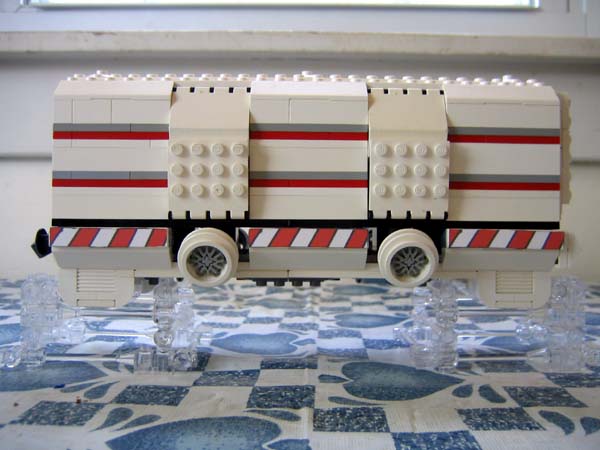 101_trailer_side.jpg