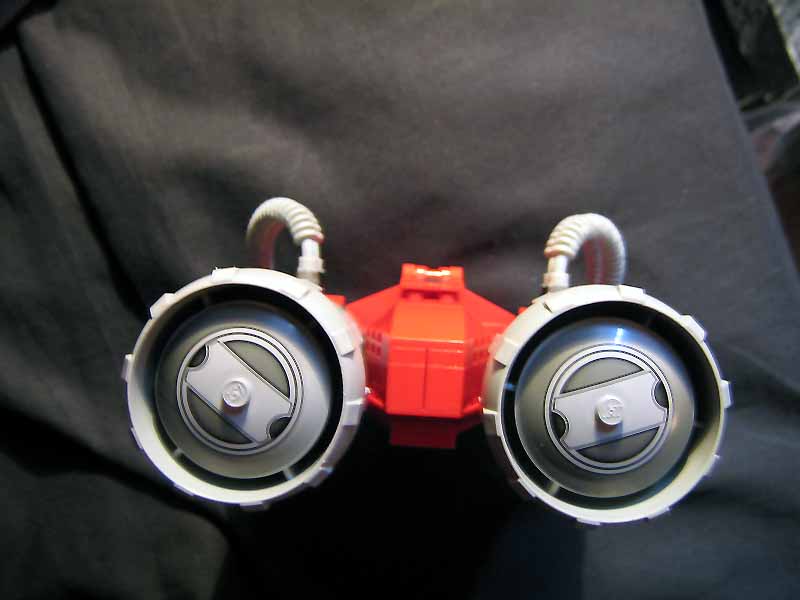 03_engine_rear.jpg
