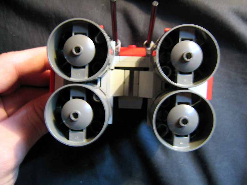 07_engine_rear.jpg