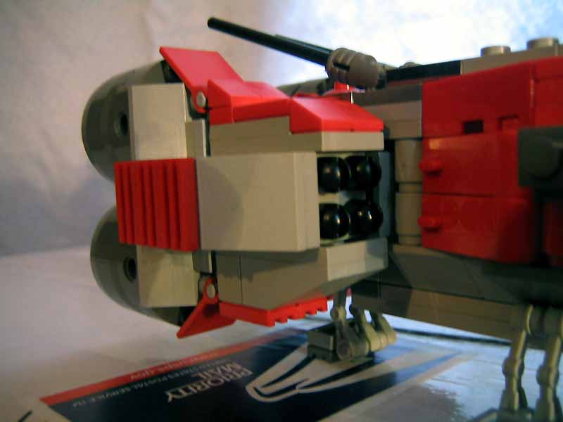 10_engine_detail.jpg
