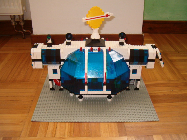 moonbasefuturon_001.jpg