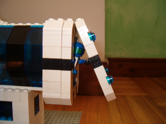 moonbasefuturon_006.jpg
