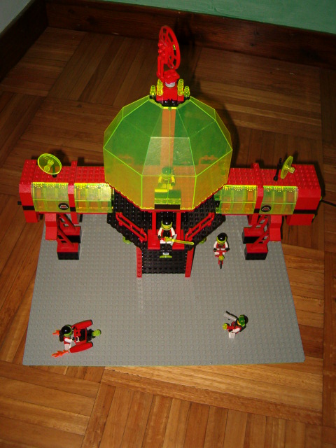 moonbasemtronelec_001.jpg