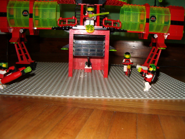 moonbasemtronelec_014.jpg