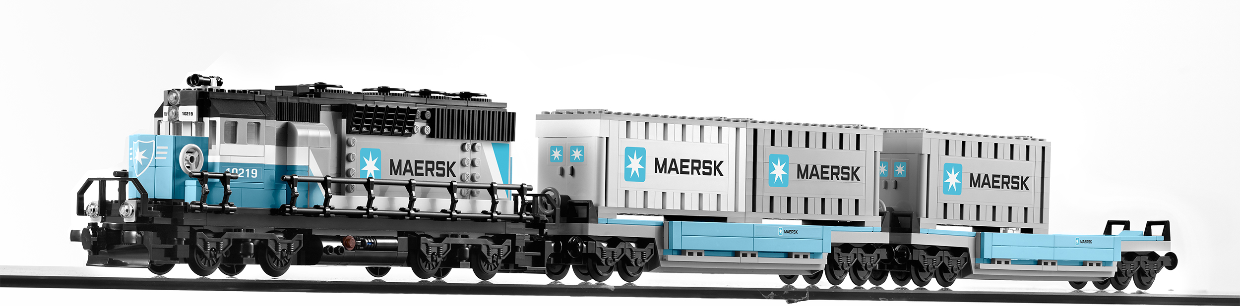 maersk_container_train_10219-2.jpg