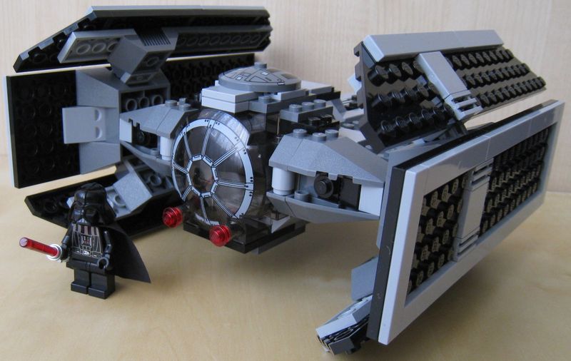 8017__darth_vaders_tie_fighter.jpg