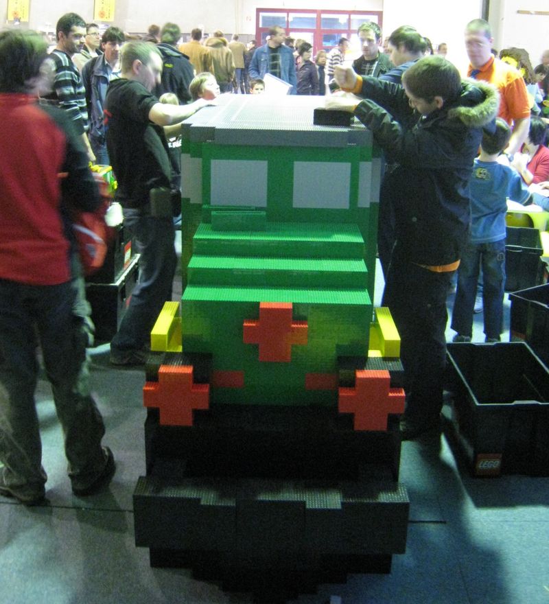 maxi_loco_building_13.jpg