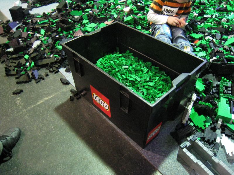 maxi_loco_building_21.jpg