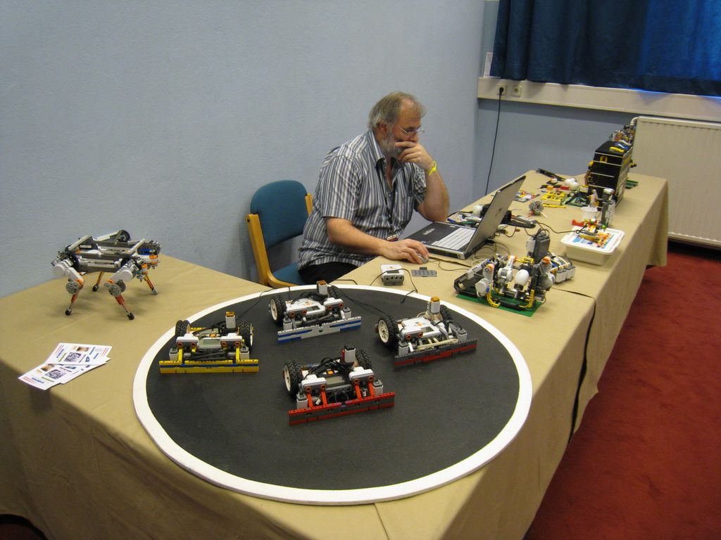 mindstorms_01.jpg