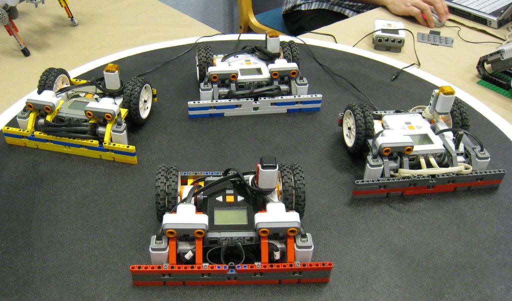 mindstorms_02.jpg