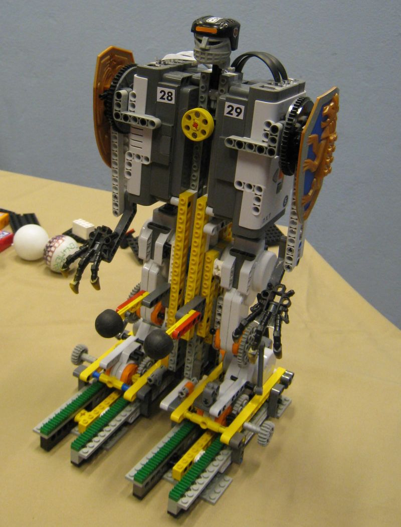 mindstorms_04.jpg