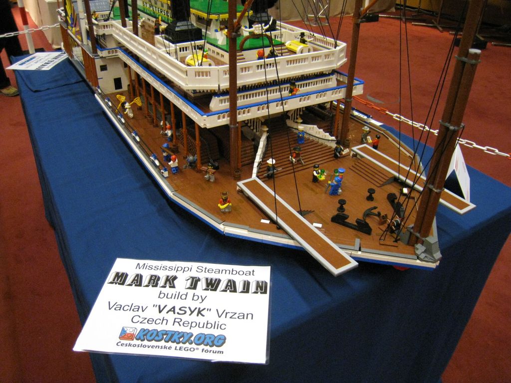 steamboat_mark_twain_02.jpg