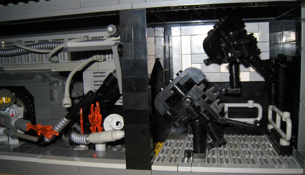 aliens_diorama_03.jpg