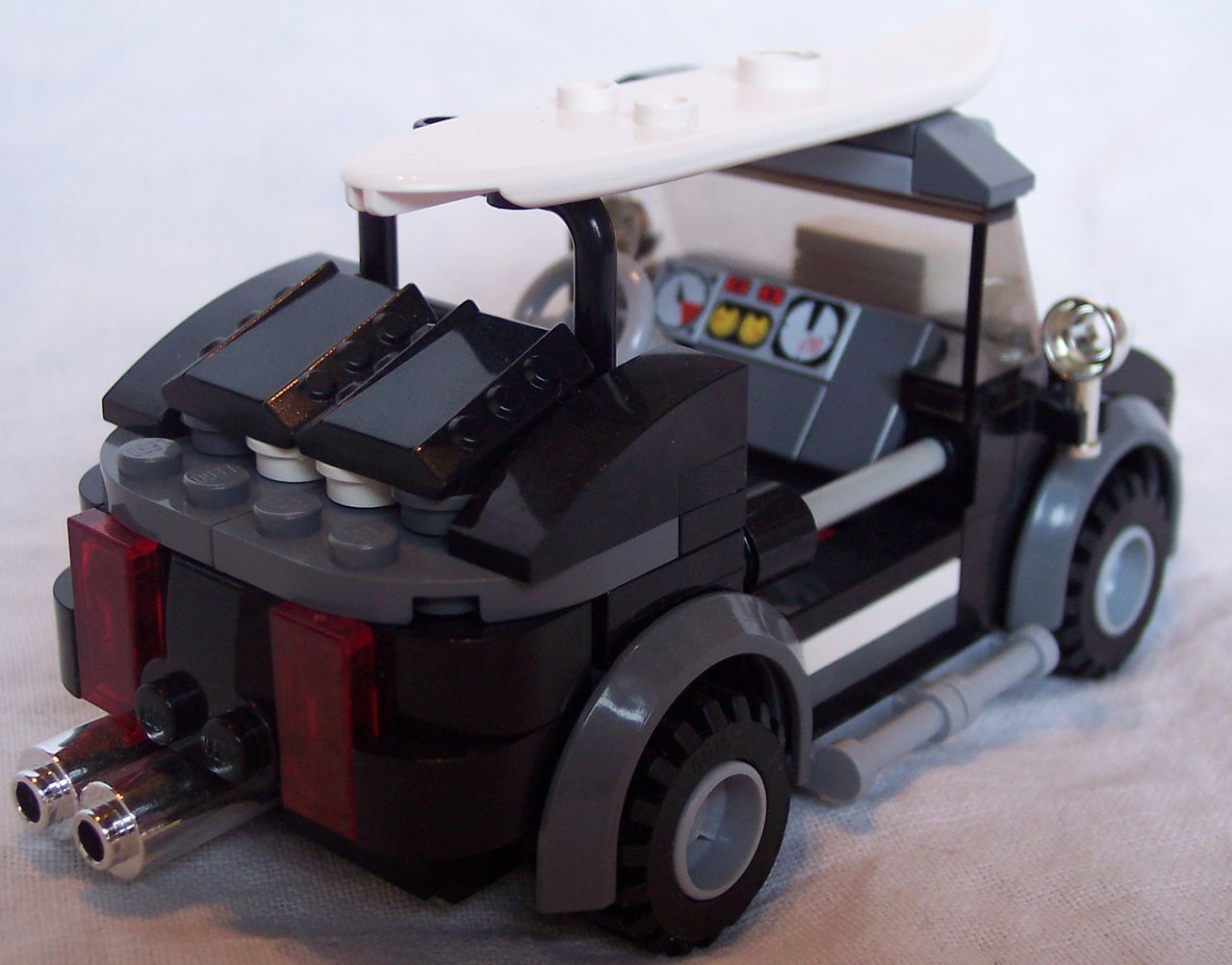 beachcar_02.jpg
