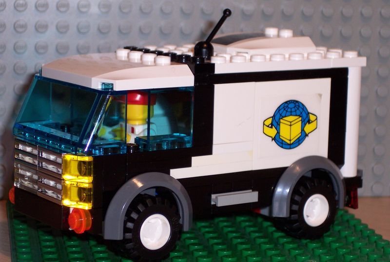 delivery_truck_01.jpg