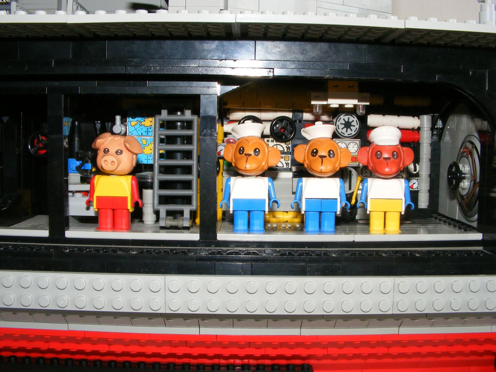 crew_05.jpg