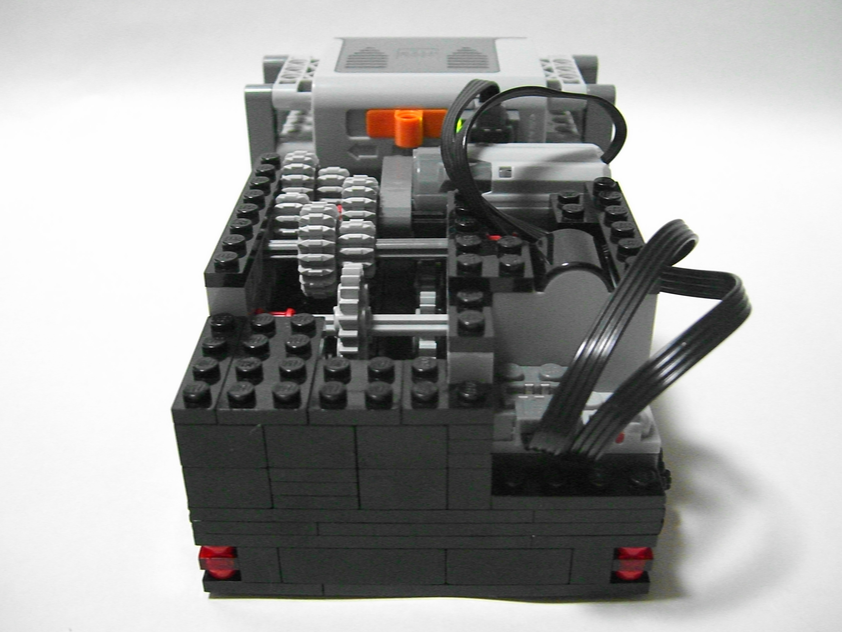 lc-210_06.jpg