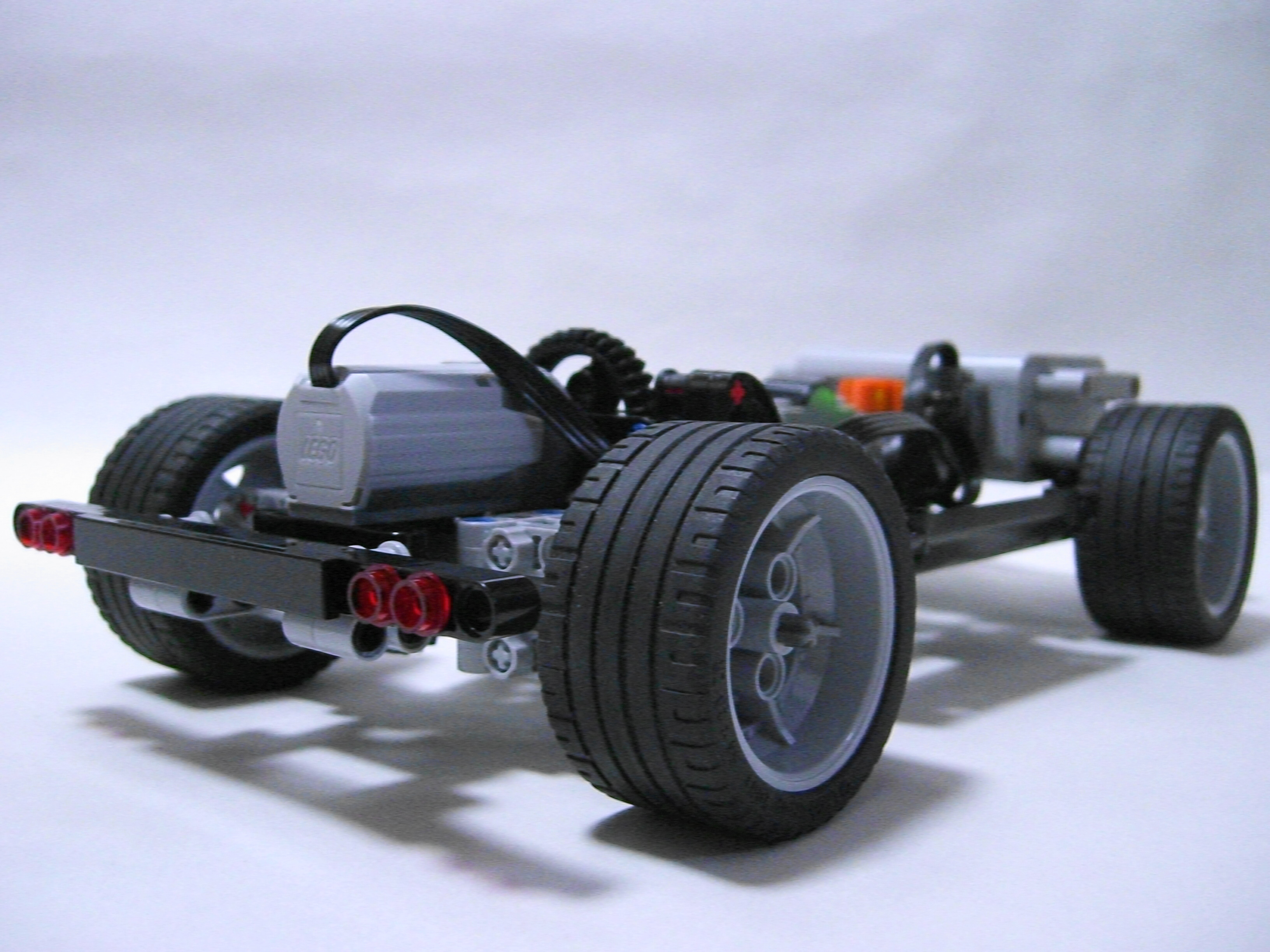 lv-311_02.jpg