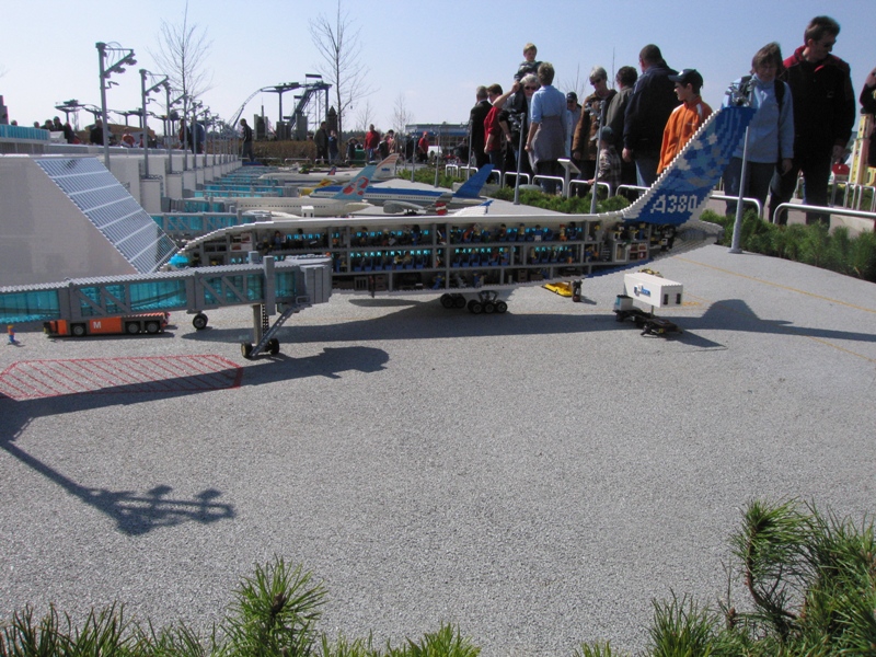 10_airbus_a_380.jpg