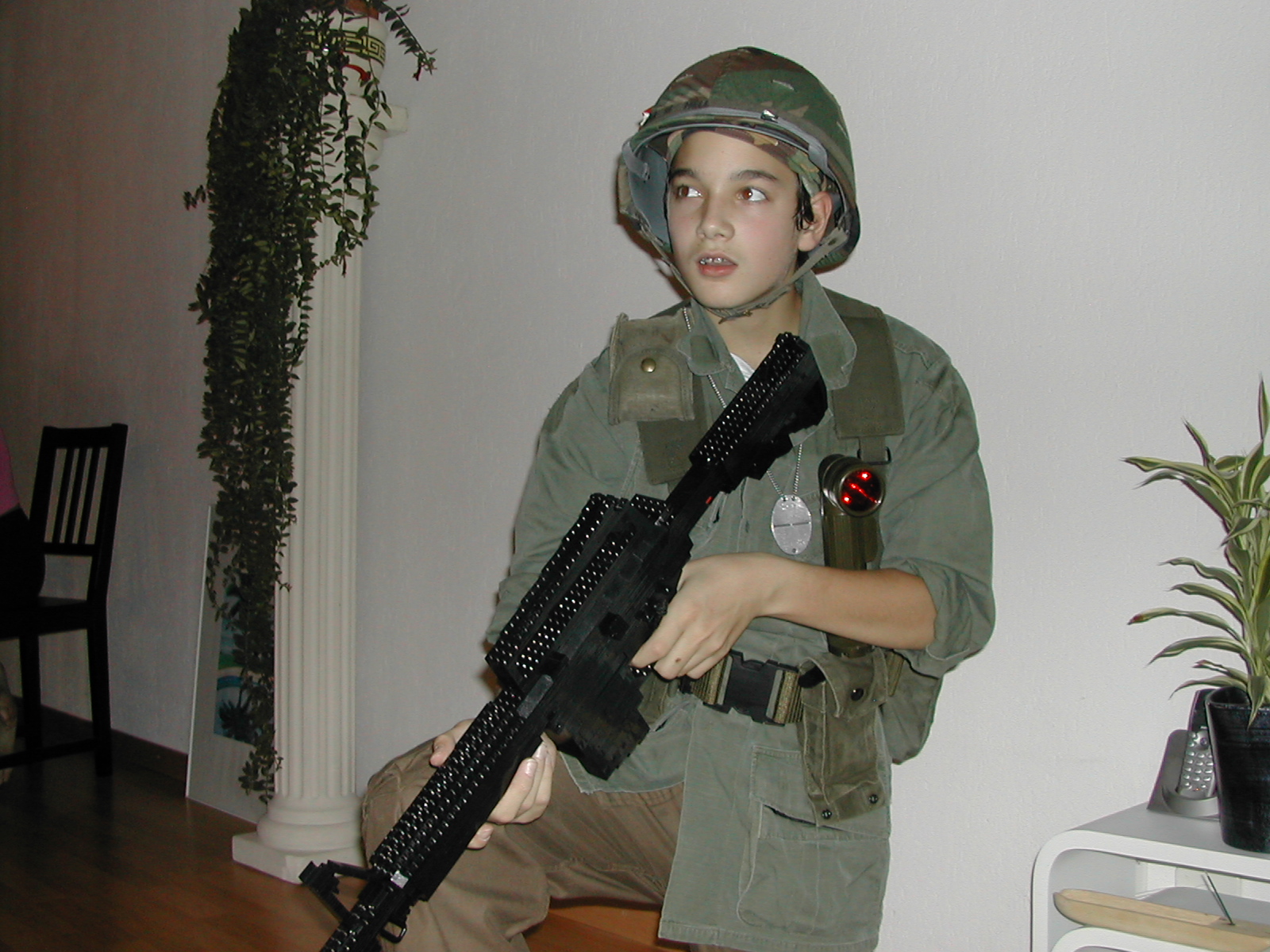 colt_commando_8.3.jpg