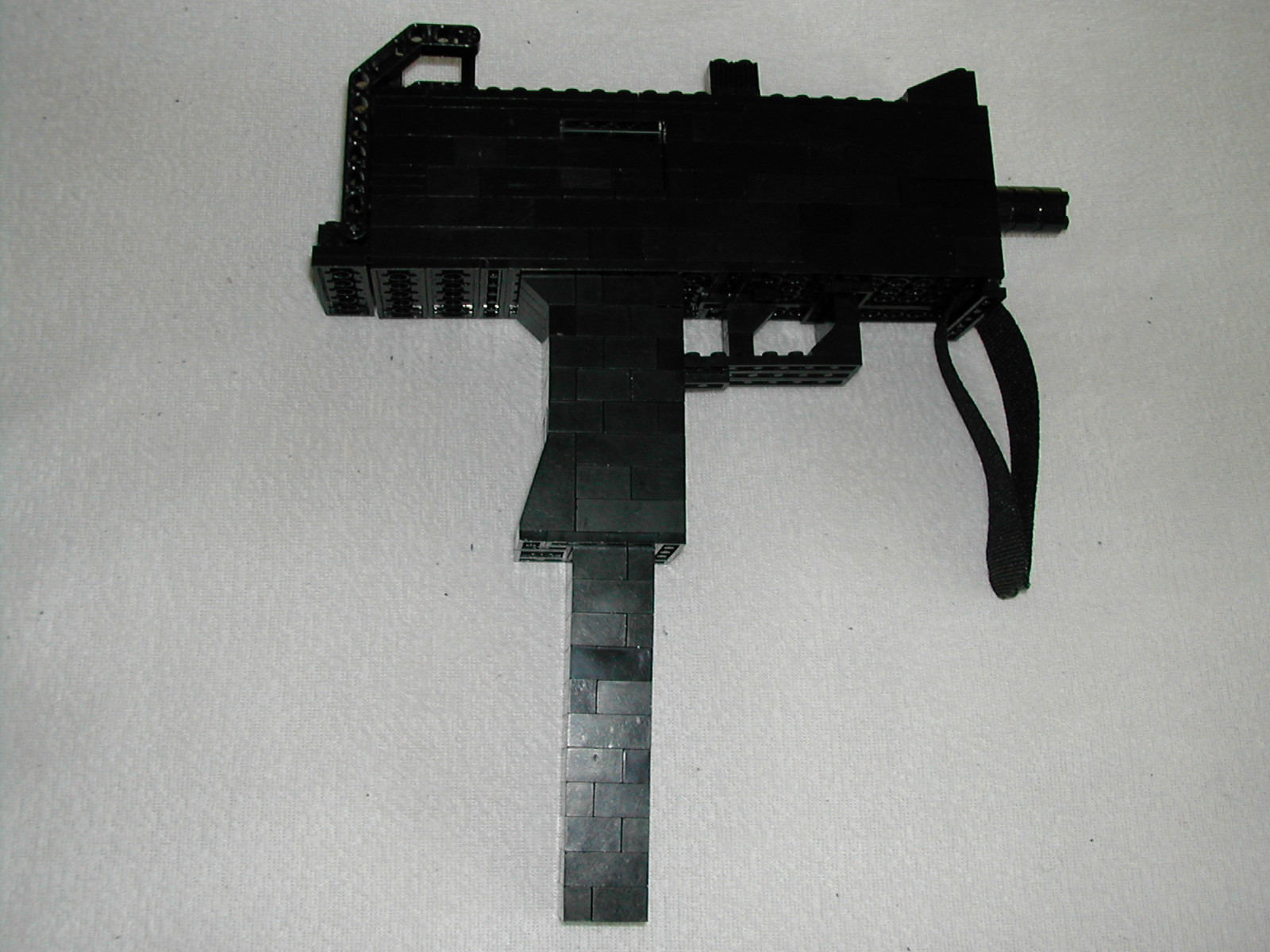 uzi_ingramm.jpg