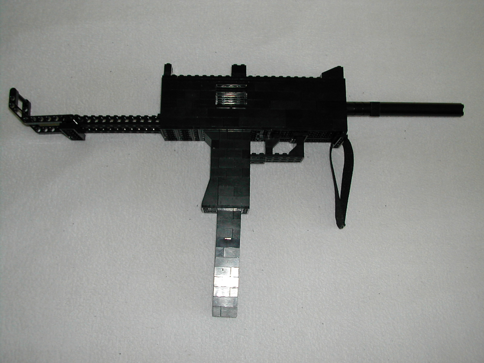 uzi_ingramm_3.jpg