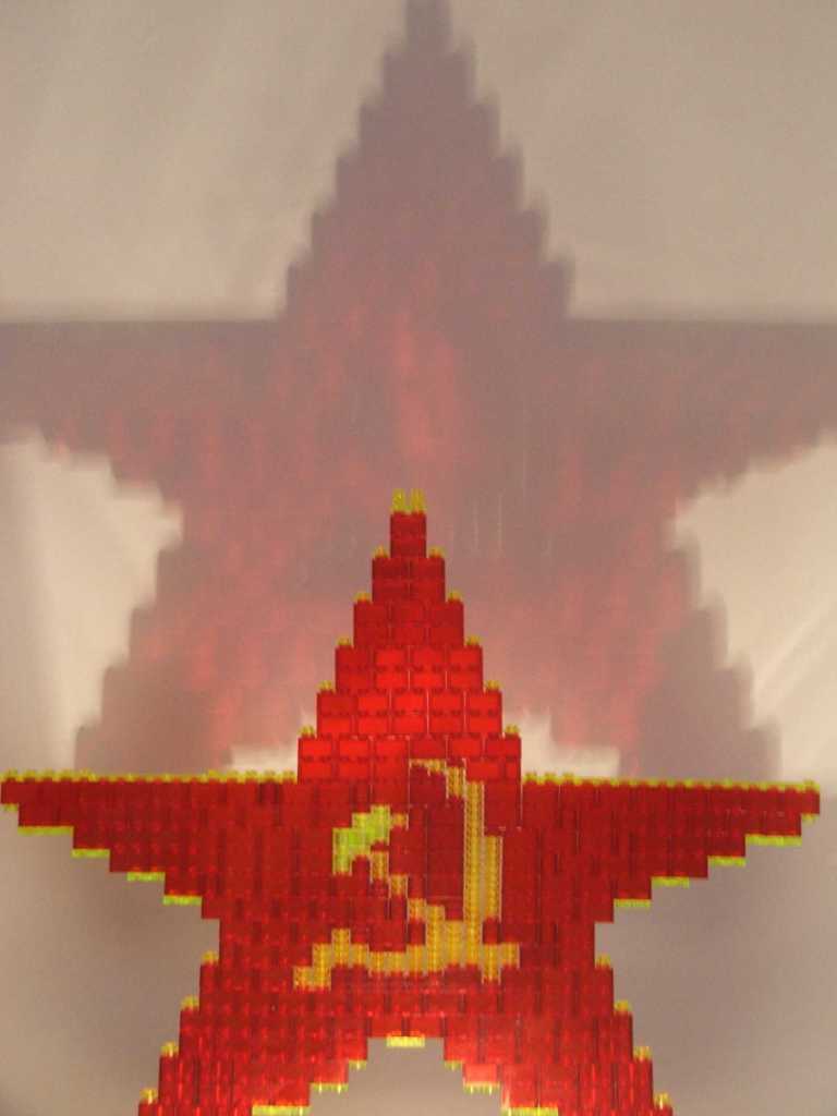 redstar07.jpeg