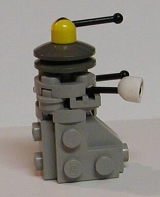 dalek-right.jpg