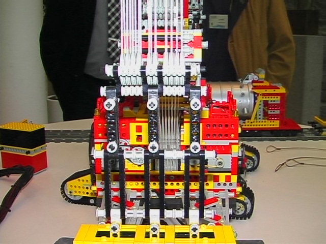 lego_crane_pic_3.jpg
