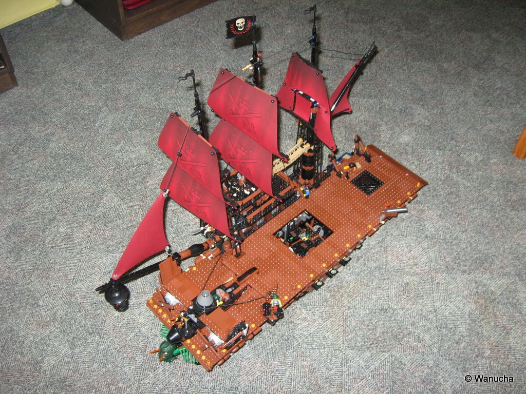 pirate_carrier01.jpg