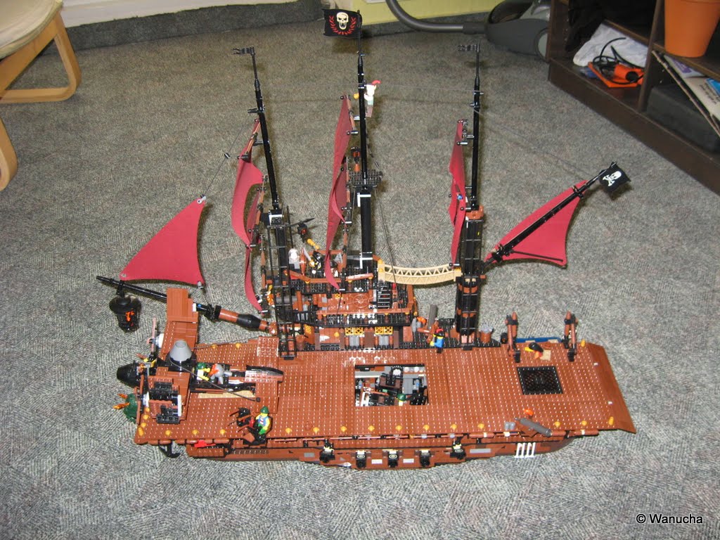 pirate_carrier05.jpg