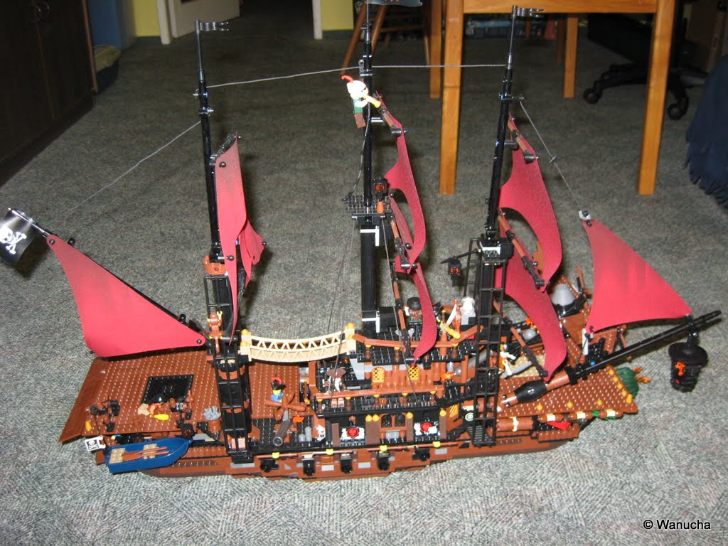 pirate_carrier06.jpg