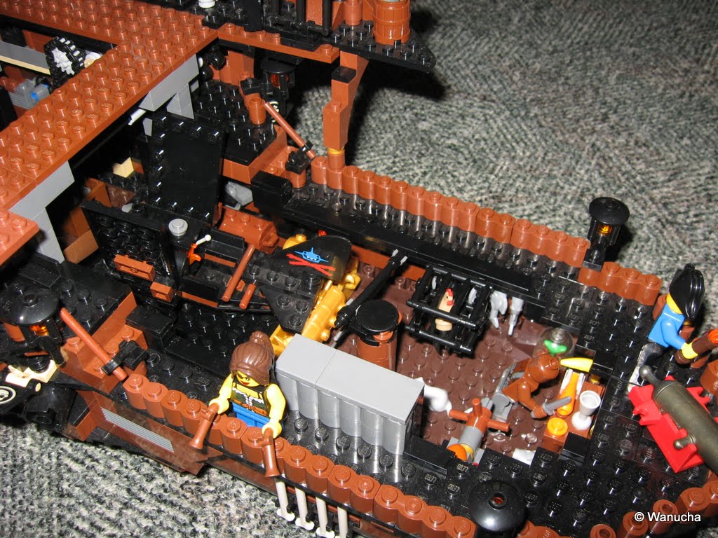 pirate_carrier30.jpg
