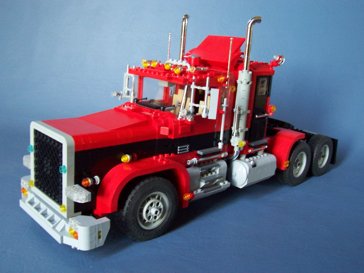 241006_big_red_black_rig_truck_048.jpg