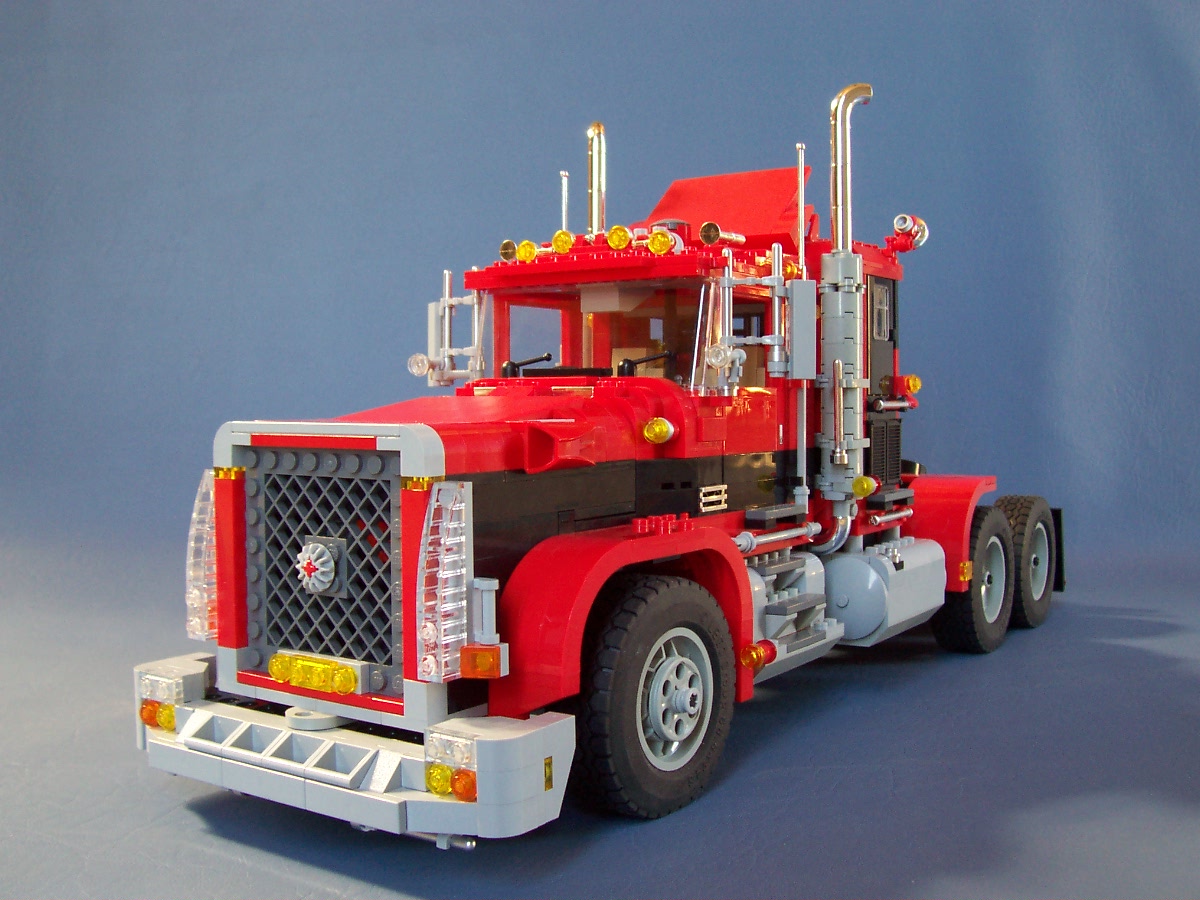 241006_big_red_black_rig_truck_092.jpg