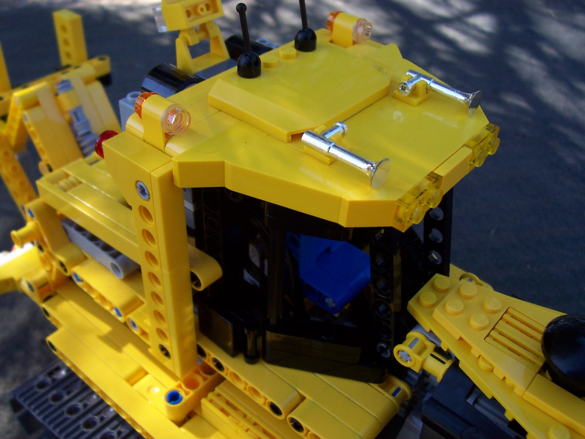 bull-_dozer-8275-rc_004.jpg